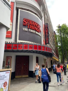 stranger-things-first-shadow-phoenix-theatre-entrance