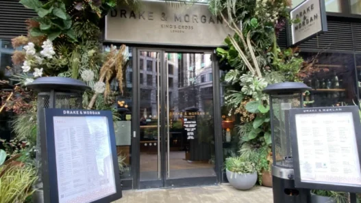 Drake_and_Morgan_Kings_Cross