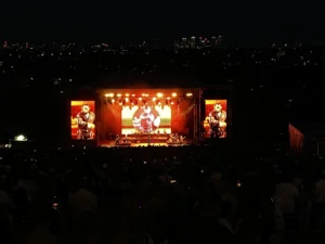 Leon Bridges at Alexandra Palace 2025