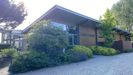 Lake House Rotterdam restaurant in the Lage Bergse Bos
